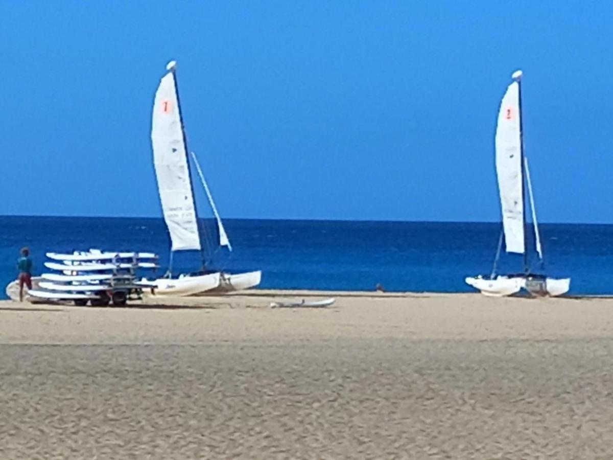 Sol Y Sal Con Vista A La Piscina (Adults Only) Corralejo Exterior foto