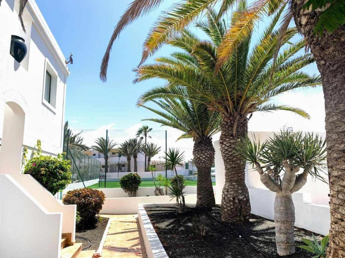 Sol Y Sal Con Vista A La Piscina (Adults Only) Corralejo Exterior foto