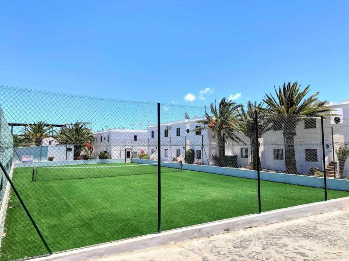 Sol Y Sal Con Vista A La Piscina (Adults Only) Corralejo Exterior foto